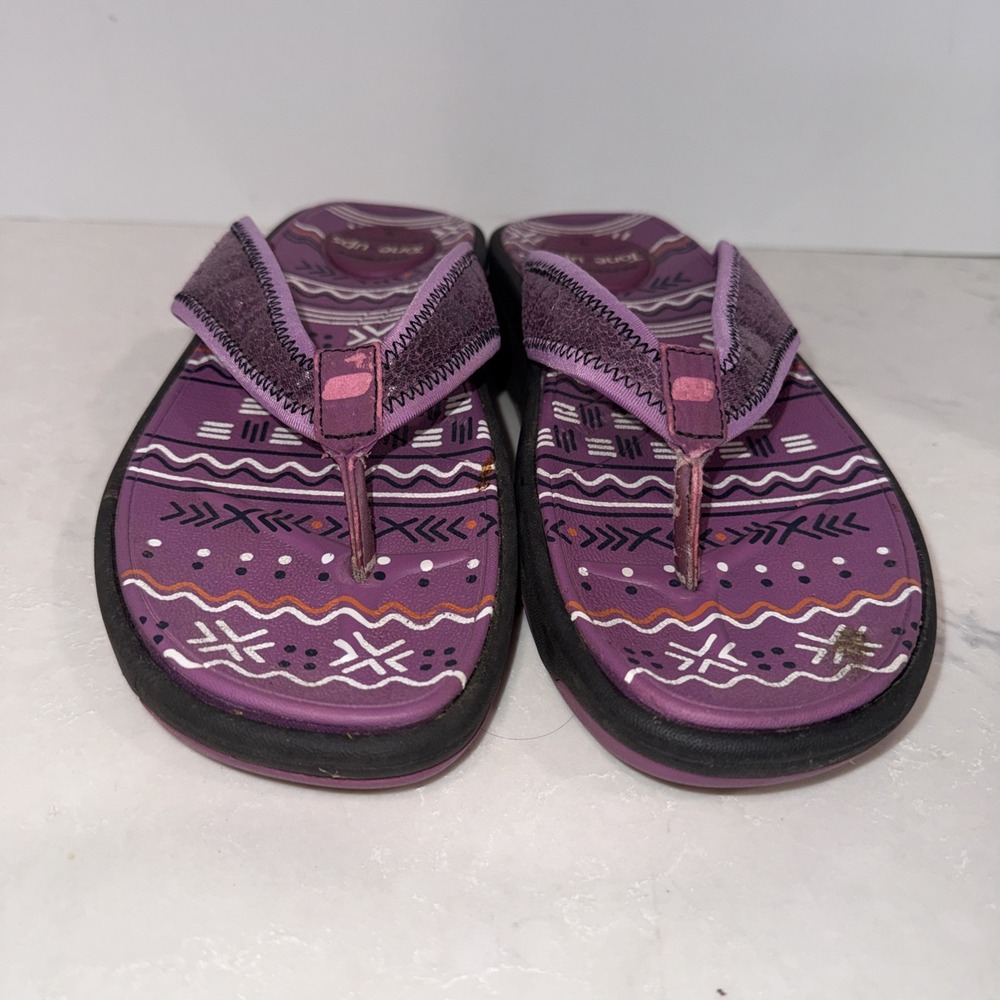Skechers Tone Ups Purple Flip Flops Women's Size 9